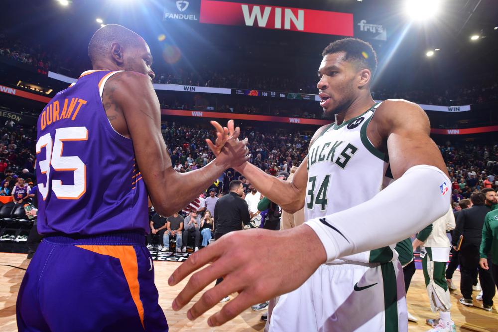 他在边线的 他在边线的