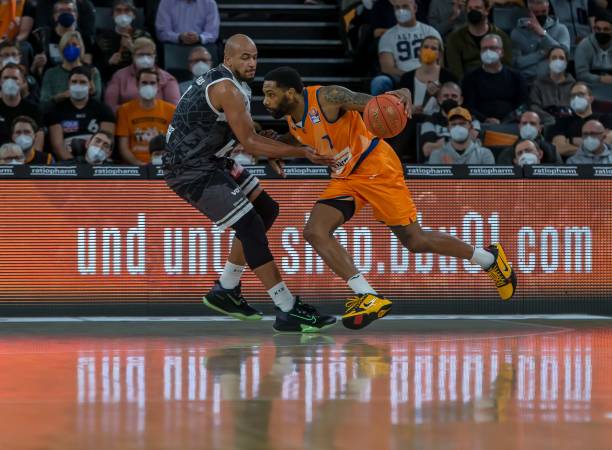 通过高层表 通过高层表