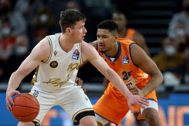 为那支无坚 为那支无坚